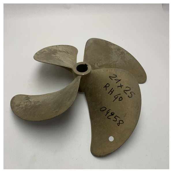 エリチェ・ラディーチェ 4ブレード 21 x 25 RH プロペラ 直径40 mm