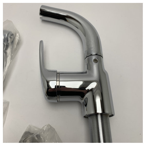 Mikser slavina kromirane završne obrade s produžnom tušem 102568