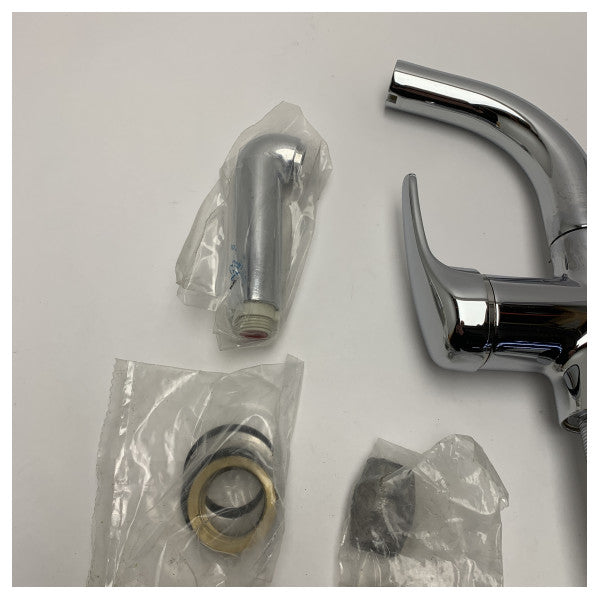 Mikser slavina kromirane završne obrade s produžnom tušem 102568