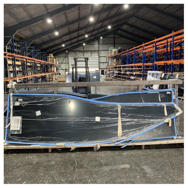 Azimut 53 fly Deck desni prednji prozorni ostakljeni panel - A000161559