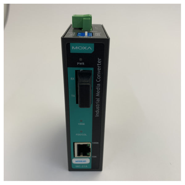 Moxa IMC-21A-S-SC teollinen Ethernet–kuitumediamuunnin 10/100BaseT(X):stä 100BaseFX:ään