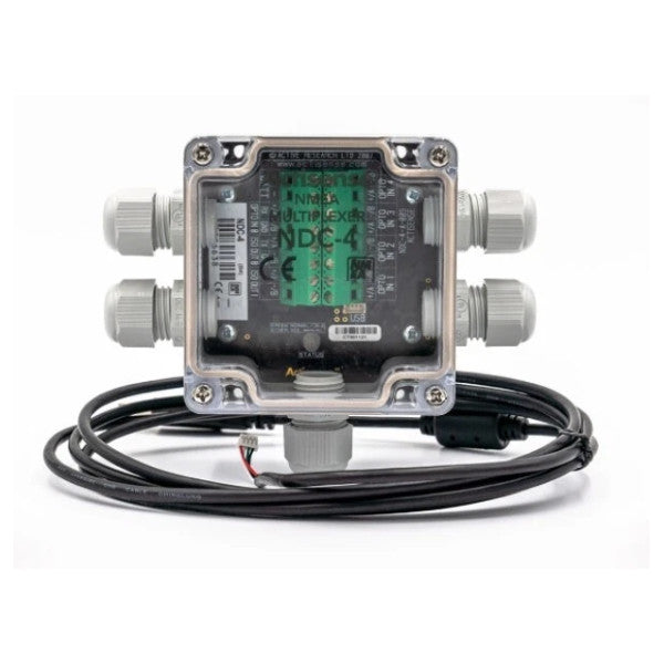 Actisense NDC-4-USB NMEA 0183 -multiplekseri integroidulla USB-kaapelilla