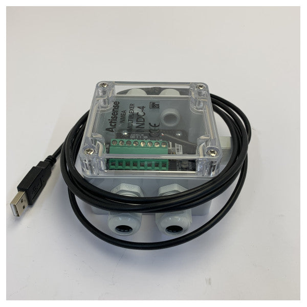 Actisense NDC-4-USB NMEA 0183 -multiplekseri integroidulla USB-kaapelilla