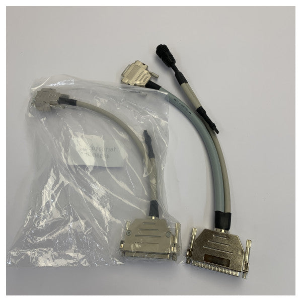 Cisco EZ000812 マリンデータインターフェースケーブル - D-Sub to 円形コネクター
