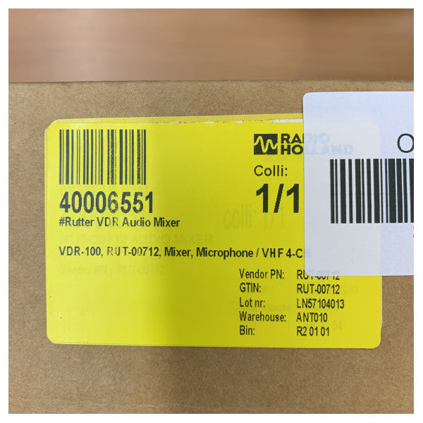 Rutter \/ Shure SCM268 - Mikrofon tal-Kanal u Interfaċċa Marina VHF