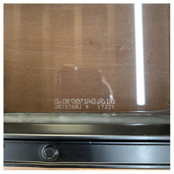 Lewmar 30282600 Trimports Aft Bb fast vinduspanel for yacht