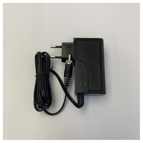 محول تسلسلي Moxa TCC-80/80I من RS-232 إلى RS-422/485 - يعمل بالطاقة من المنفذ