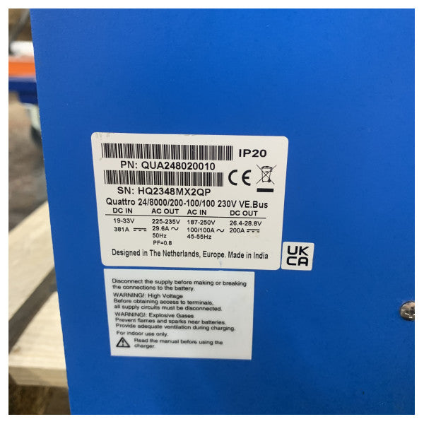 Victron Quattro 24/8000/200-100/100 230V شاحن عاكس QUA248020010