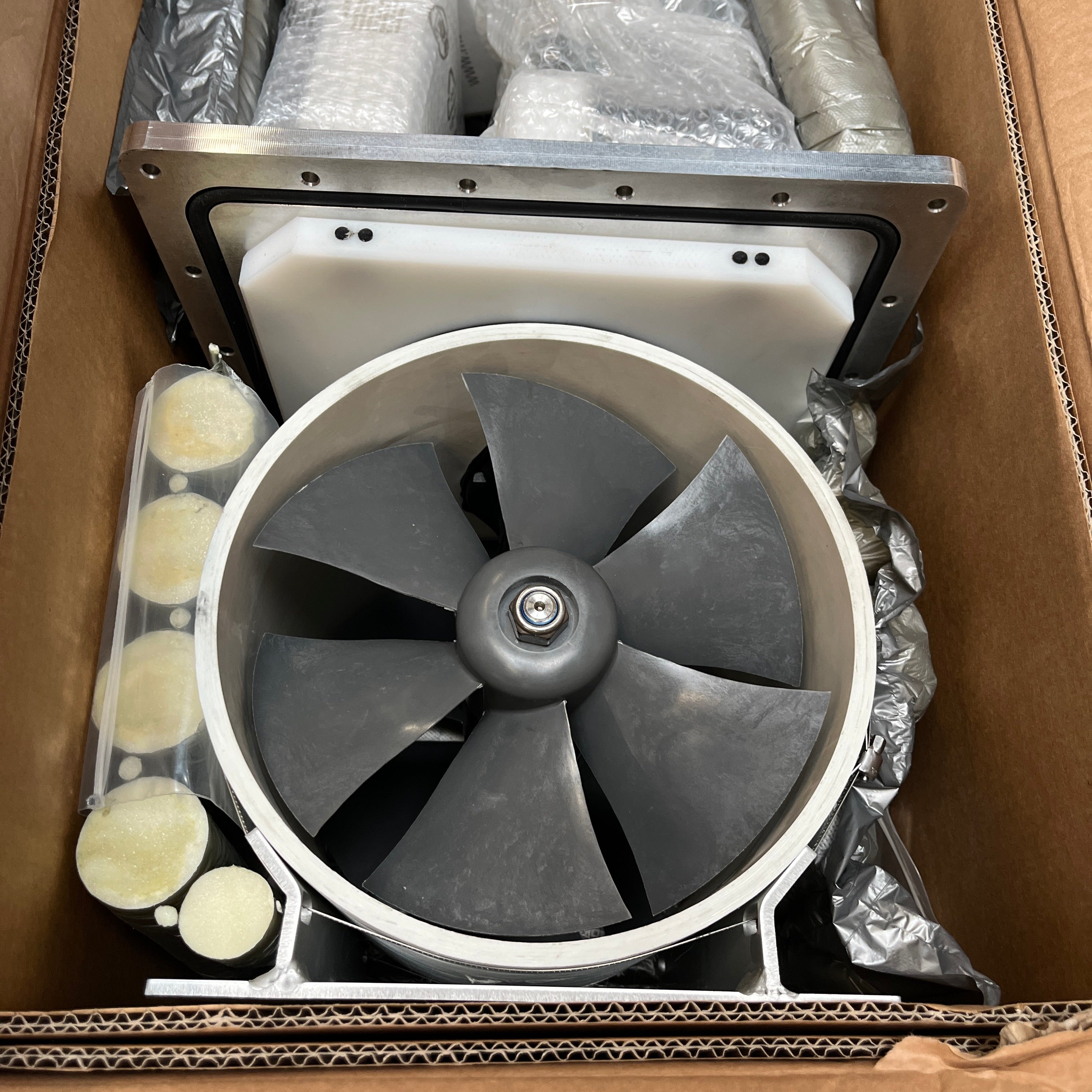 MAX POWER VIP 250 Rutractable Bow Thrust 24V | 145 kgf | 250 mm - 35043