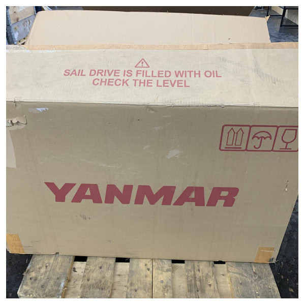 Yanmar SD60 セールドライブ マリン推進システム - モデル SD60-5-2.23-S ギアボックス