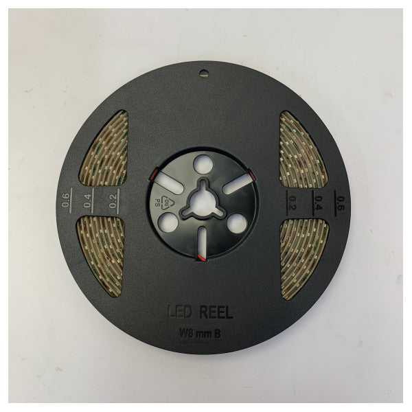 Marine LED-striplys 9,6W IP65 2700K varm hvid 8 mm 5 m- GT6 LED TRAK