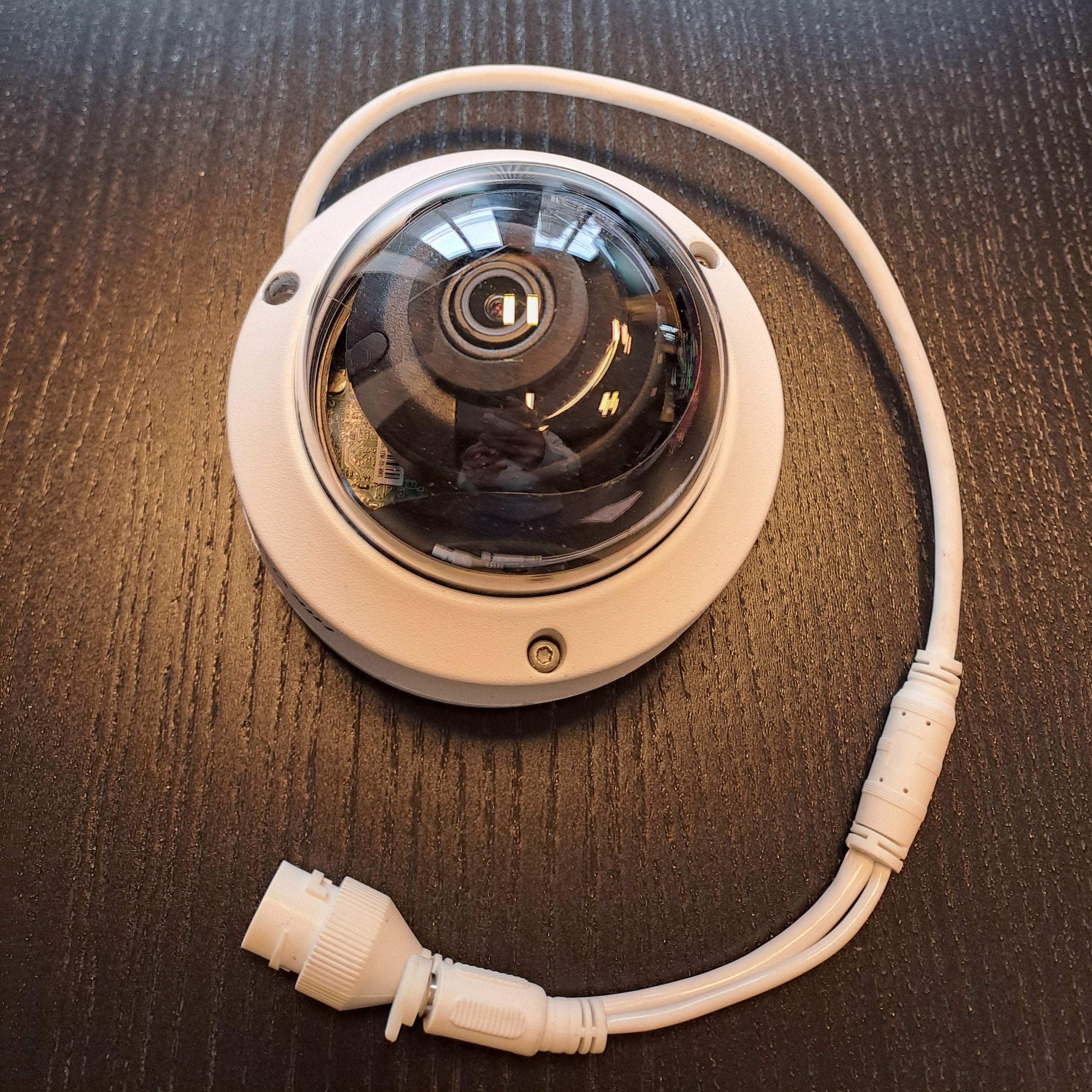 Hikvision DS-2CD2145FWD-1, 4MP,30m, IR,WDR White IP Camera