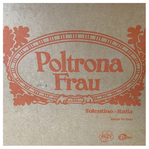 Poltrona Frau Vittoria Wenge brun läderstol av hög kvalitet