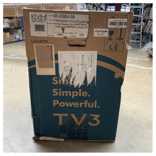Système de télévision par satellite maritime KVH TracVision TV3 avec hub TV IP activé B pour la mer