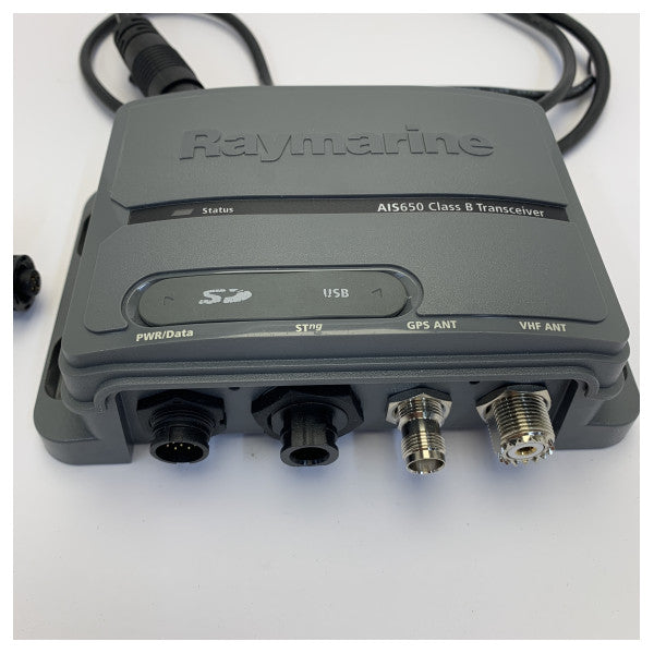 Raymarine AIS660 Class B AIS-transceiver med to kanaler E32158