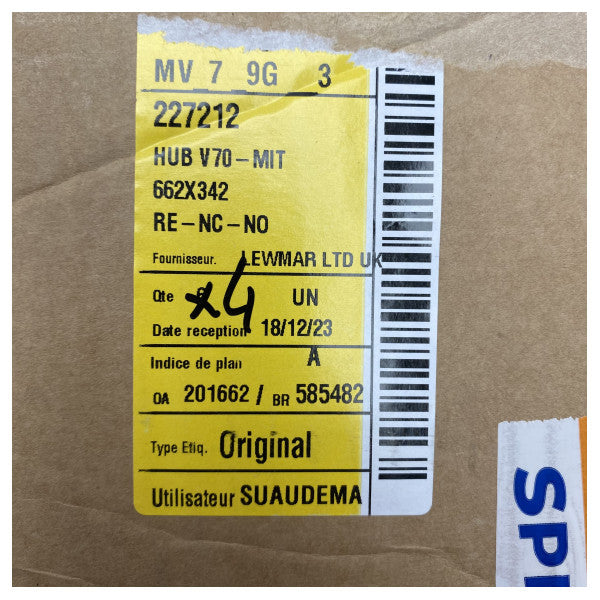 Lewmar Black Aluminium Opening Portole 662 X 342 - 30330400