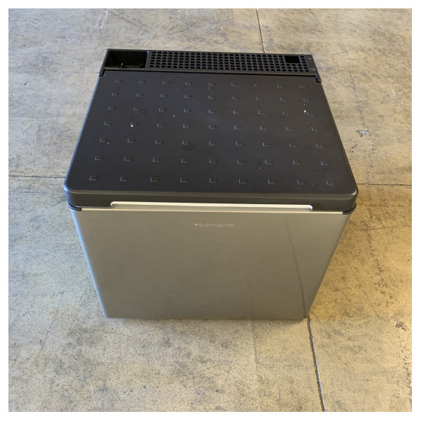 Dometic KX40G Hladnjak za apsorpciju 40L - 12V/230V/Plin - Za čamce i kampiranje - 9600028410