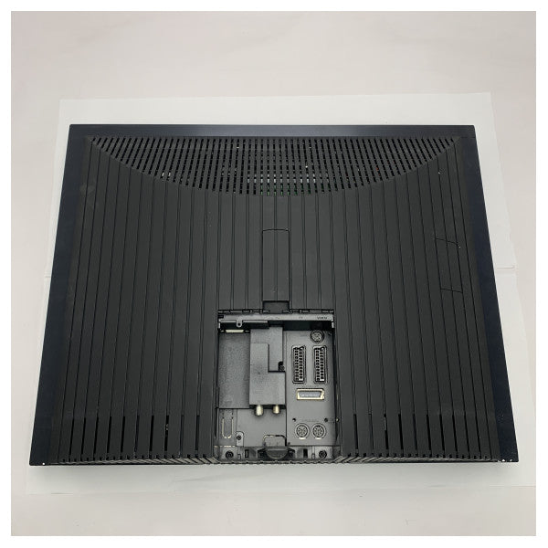 Високоякісний 23-дюймовий РК-телевізор Bang and Olufsen Beocenter 6