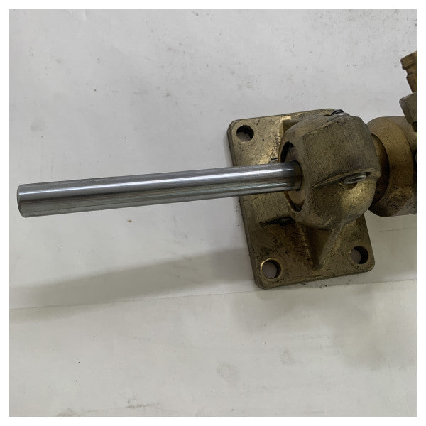 Хидравличен кормилен цилиндър Vetus MTC5210 160 мм - 104 cc - 510 nm