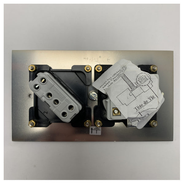 Meljac Marine Ανοξείδωτη πλάκα διπλής πρίζας - Αδιάβροχες διπολικές & Schuko πρίζες για σκάφη