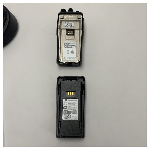 Motorola DP1400 UHF Портативно Радио - Надеждно Морско Комуникационно Устройство