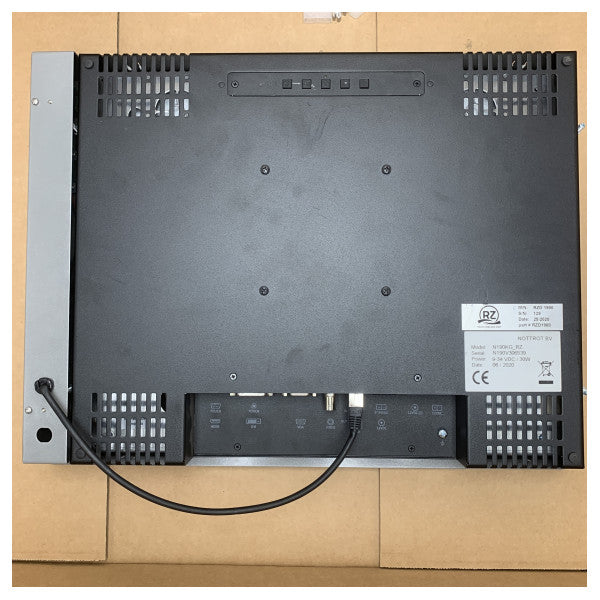 Radio Zeeland RZD1900 19 Zoll Glasbrücke Radaranzeige