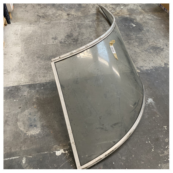 Bayliner 265 2004 windshield front window stern side