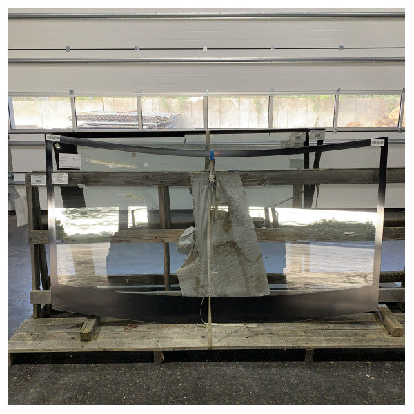 Fjord 44 coupe vidro frontal original preto - TBF0548