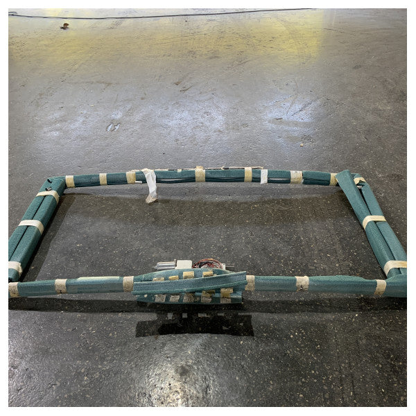 Lewmar ES800 elektrisk skjutöppnings takfönstersystem - 72003385