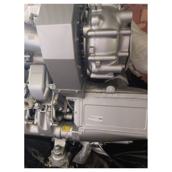 Nieuwe 2022 MTU serie 4000 16V4000M90 dubbele motor kit met Kamewa JET voortstuwing