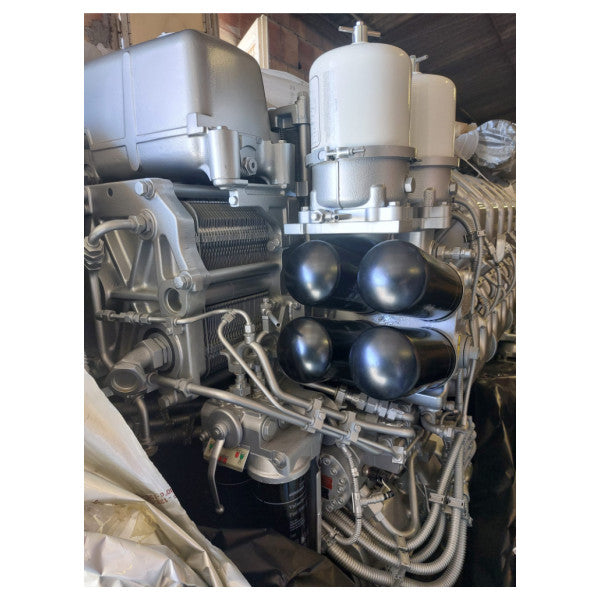 Nieuwe 2022 MTU serie 4000 16V4000M90 dubbele motor kit met Kamewa JET voortstuwing