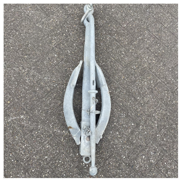 Адмиралтейска котва Sanguineti 35 KG поцинкована сгъваема