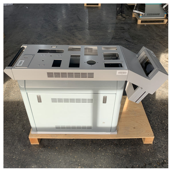 Antracite Brigde Navigation Console tip E dimensjonijiet - L136 x W48 x H83