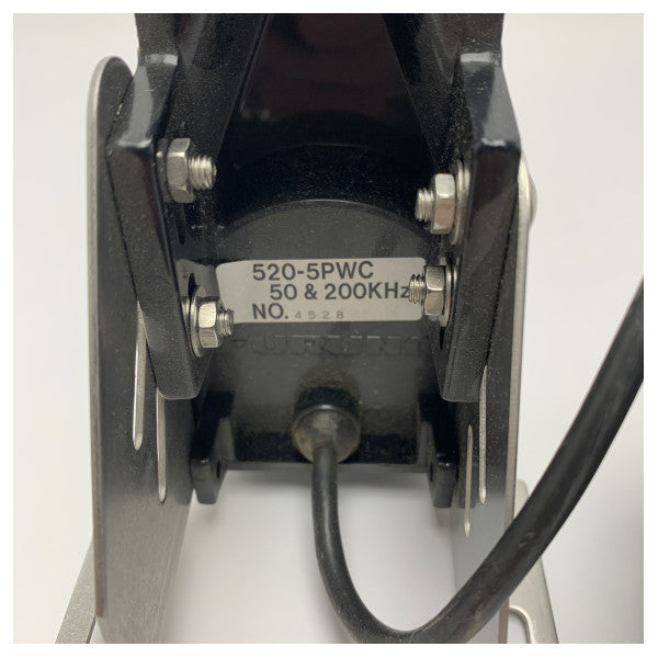 Furuno 520-5PWC Heckspiegel-Tiefenschwinger 50/200 khz