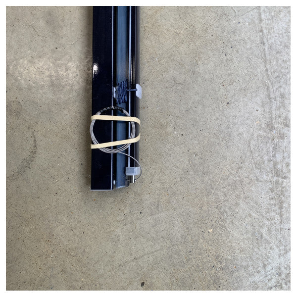 Dometic Marine 24V електрическа тента RAL5004 Dark Blue за Riva 48 - трайно решение за засенчване на крайбрежни лодки