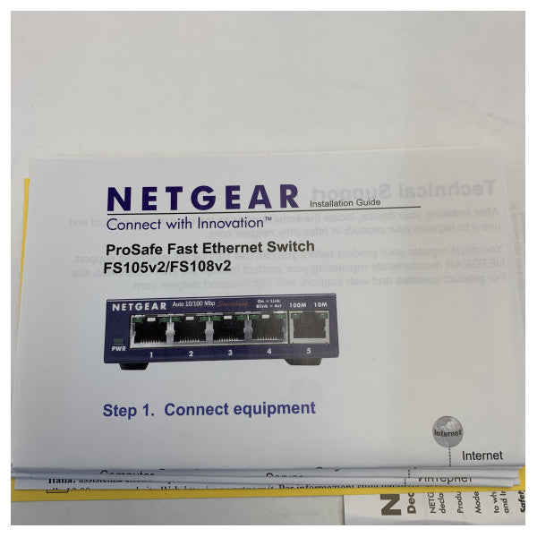 Netgear 5-porttinen 10/100 Fast Ethernet hallitsematon kytkin