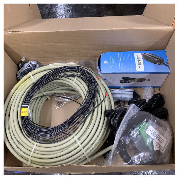 KVH 01-0283-15 TracPhone V7-IP mini VSAT bredbåndssystem