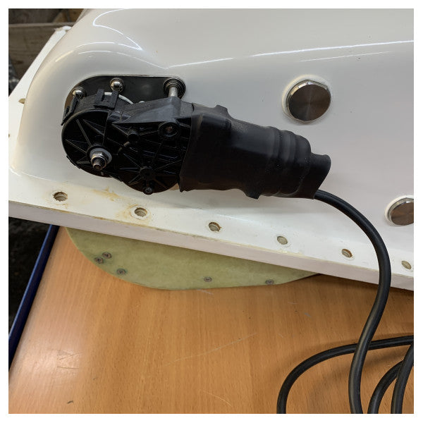 Max Power Compact Retract 85 KGF Bowthruster 24V Vedettävä - 317822