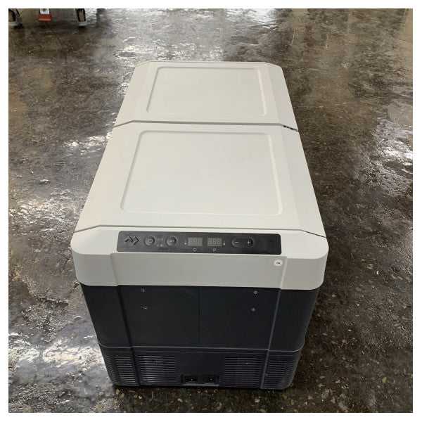 Dometic CFF-70 Двоен компресор с охлаждане, кутия 70L 12/24/230V сива - 9600028329