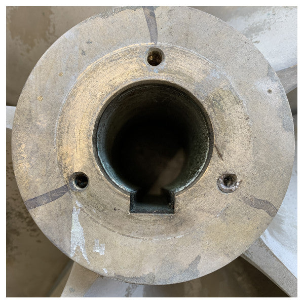 Ferretti F580 800 x 1130 5-lapainen potkuri 1000 HP LH - 485399