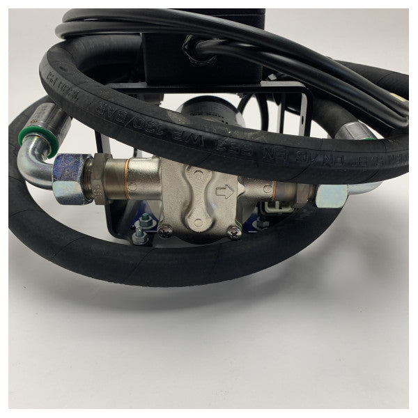 MAN 51.05100-6301 オイル交換 - 転送ポンプ 24V