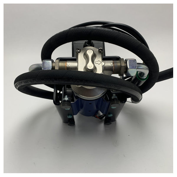 MAN 51.05100-6301 オイル交換 - 転送ポンプ 24V