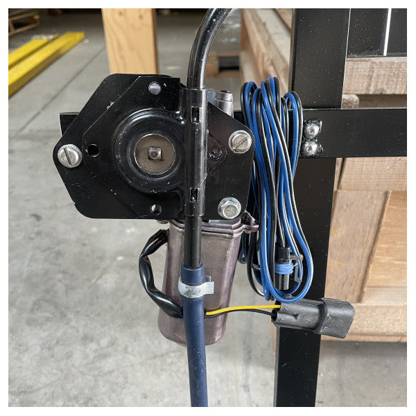 Trend Marine vitres latérales ouvrantes électriques à bâbord