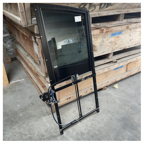 Trend Marine vitres latérales ouvrantes électriques à bâbord