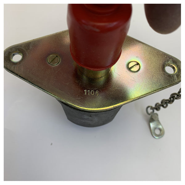 Акумуляторний вимикач Vetus 1106 12/24/48V з ключем