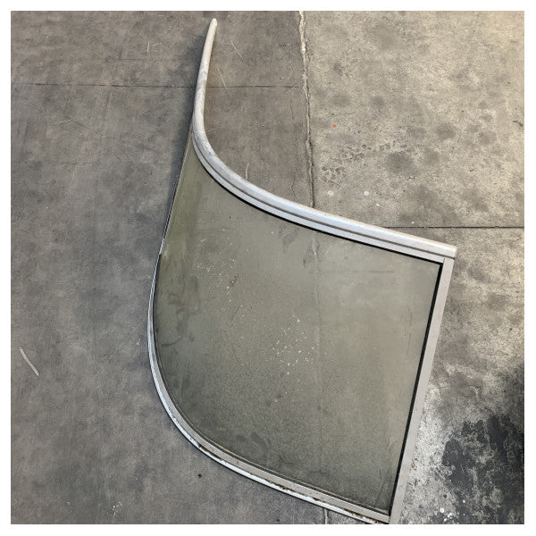 Оригинален Bayliner 185 Bowrider STBD предно стъкло преден прозорец