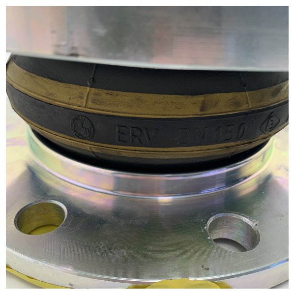 Gummikompensator DN150 PN16 - Langlebiger flexibler Rohrverbinder in Marinequalität für industrielle und maritime Anwendungen