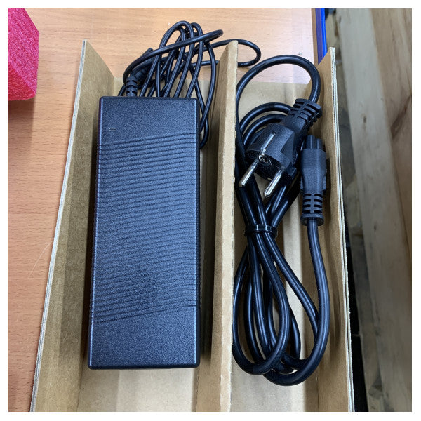 iDirect Evolution X5 Satelliittireititin - Merisatelliittimodeemi