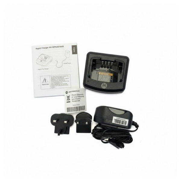 Motorola XTNi единично зарядно IXPN4019 - комплект зарядно за радио с PMPN4004CA