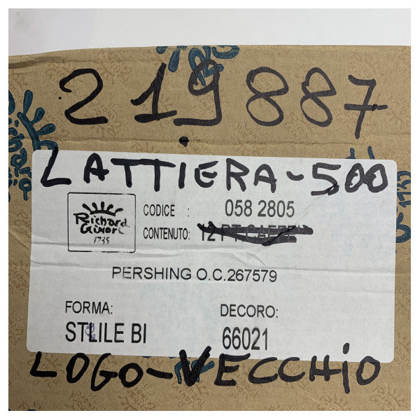 パーシング プレミアム ミルクジャグ 500ml - 人間工学に基づいたハンドルと洗練されたデザインの耐久性の高いピッチャー。